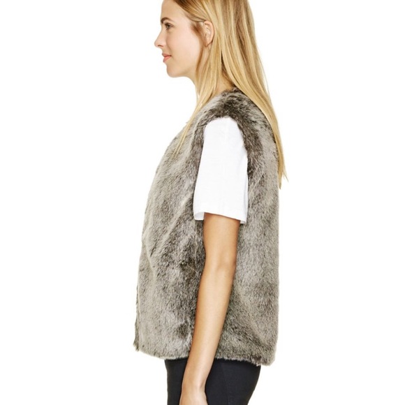 Aritzia Talula Faux Fur Vest Jacket - Picture 3 of 16